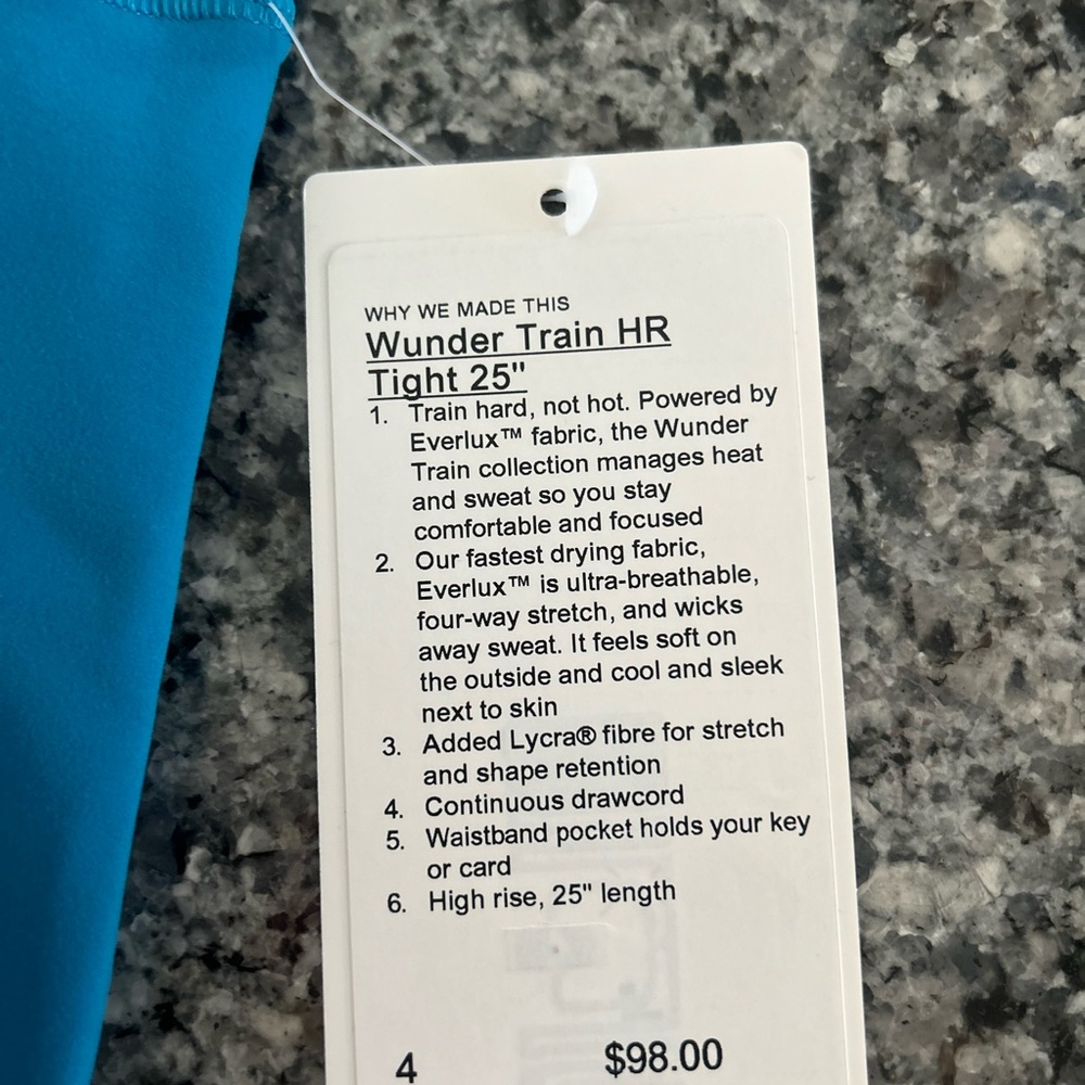 NWT size 4 LuLuLemon leggings